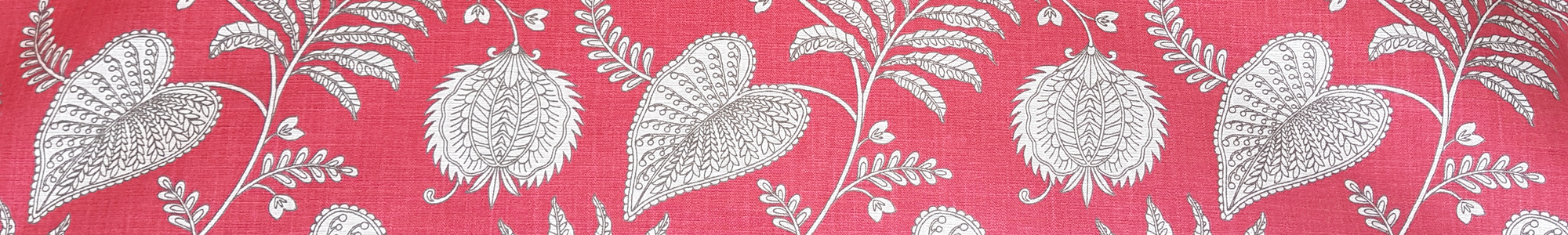 Banner 300 - Pink Paisley